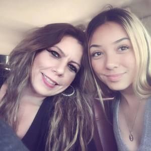 Meet your Posher, Lynae